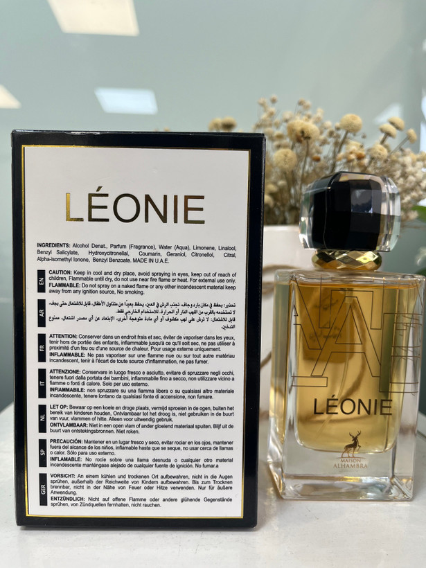 خرید عطر زنانه جذاب و کلاسیک لیبره به معنی آزادی