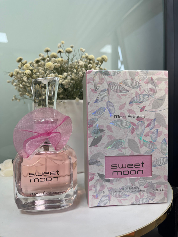 «FRAGRANCE WORLD Yves Saint Laurent Mon Paris»